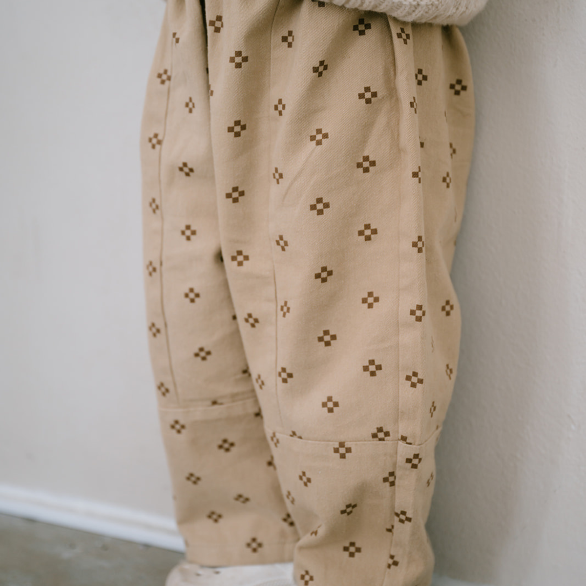 Pattern Drop Crotch Pant - Beige